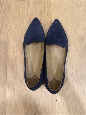 M. Gemi Navy Pointed Suede Flats